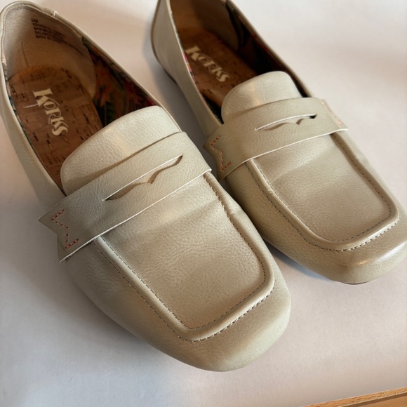 KORKS kork ease womens cream vegan leather Posie Penny Loafer flats shoes size 9 - Picture 10 of 13